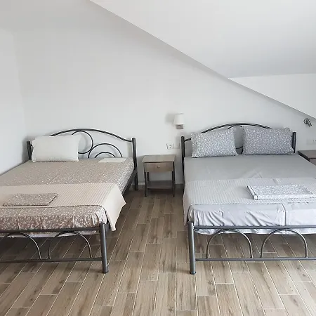 Villa Giannis Apartments Vrasná Exteriér fotografie